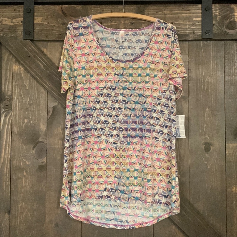 LuLaRoe Classic T
